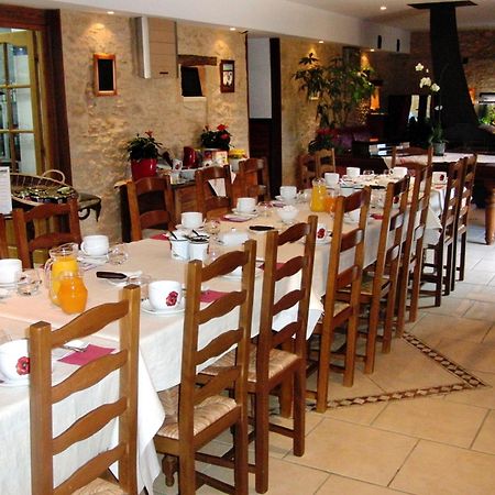 Chambres D'Hotes Les Peyrouses Sarlat-la-Caneda Exterior photo